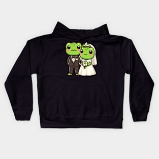 Just married cute frog copules Kids Hoodie